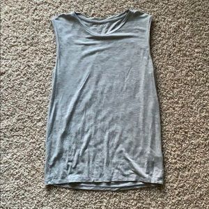 Everlane tank